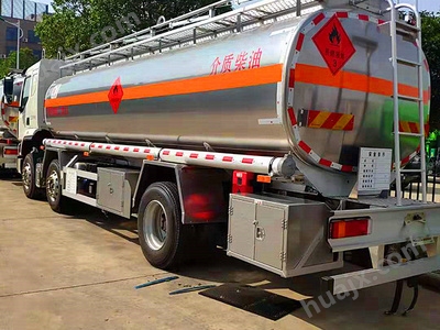 东风天锦三轴25方16吨油罐车加油_汽油柴油运输专用车图片