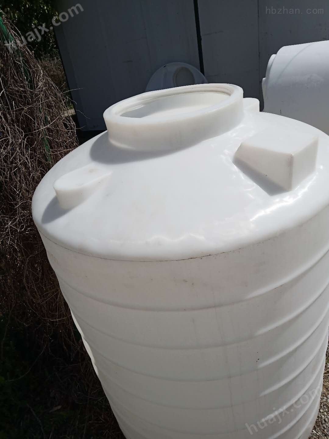 0.5吨塑料储水箱 0.5立方减水剂储罐