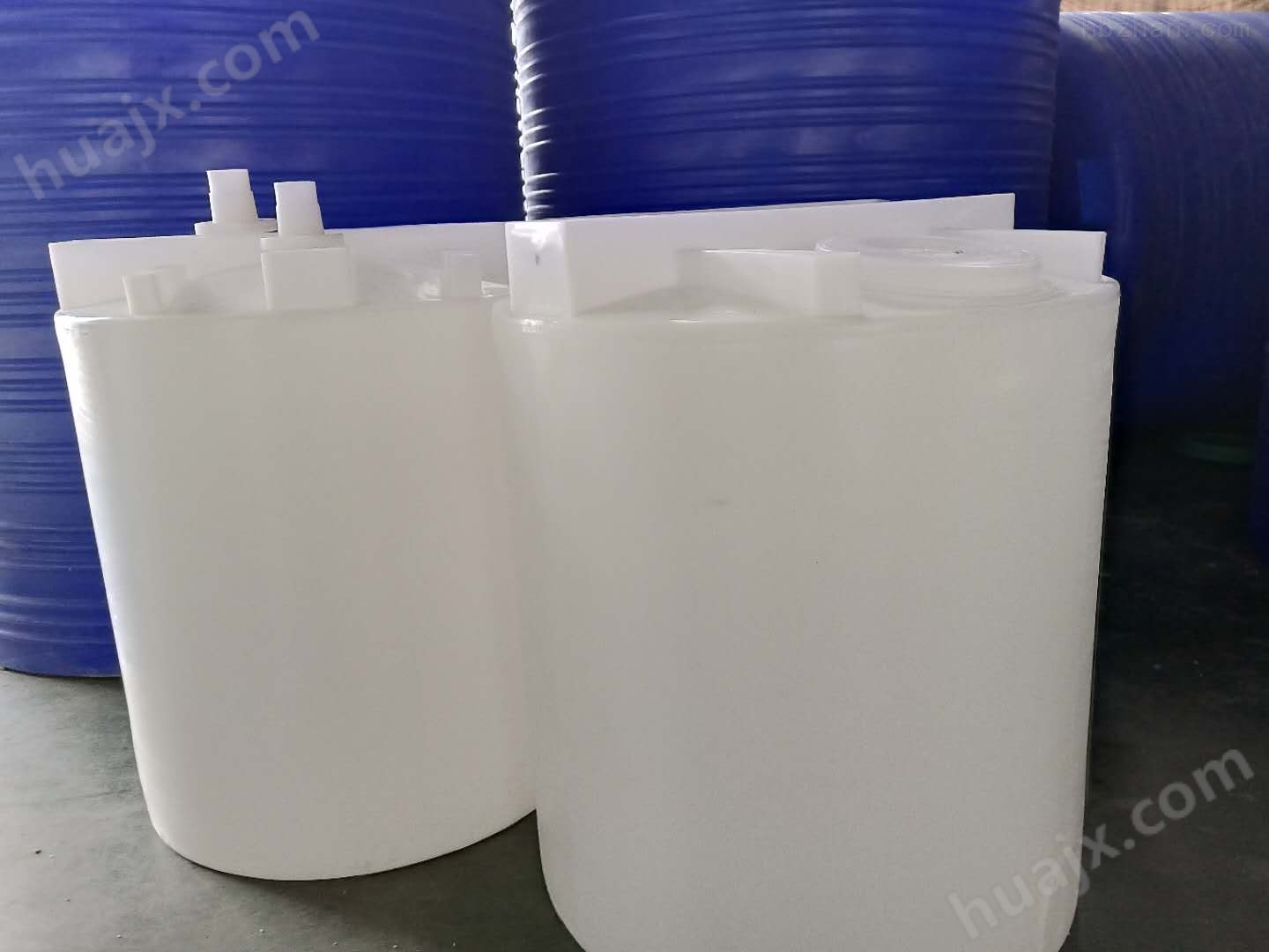谦源2立方塑料搅拌桶 苛性钠储罐